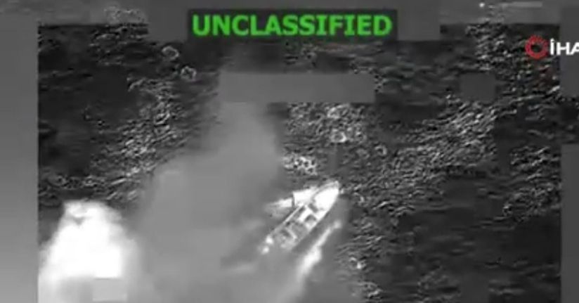 ABD, Pasifik’te uyuşturucu taşıdığı belirlenen bir tekneyi daha vurdu: 2 ölü