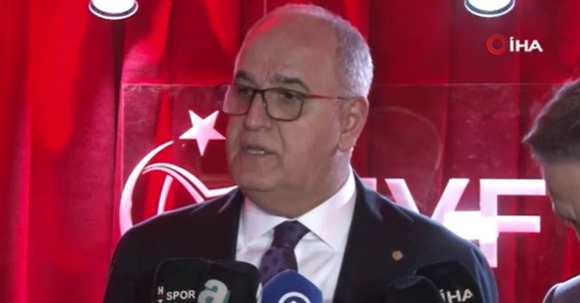 Mehmet Akif Üstündağ: 