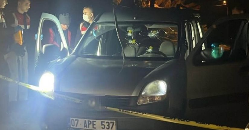Alanya’da seyir halindeki araca silahlı saldırı: 1 ölü