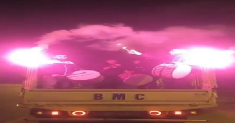 Ramazan davulcularından marşlı, meşaleli ilk sahur mesaisi