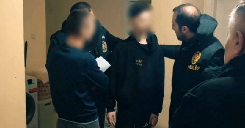 Telefonda aradıkları 4 kişiyi yaklaşık 5 milyon TL dolandıran şahıslar tutuklandı