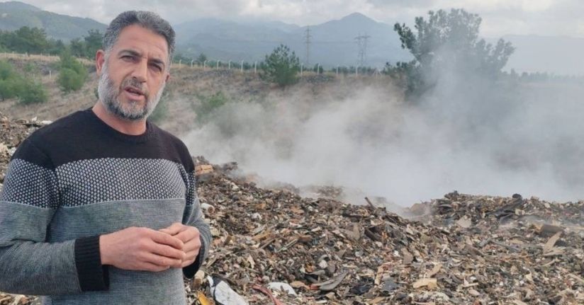 Osmaniye’den Hatay’a taşınan ve içten içe yanan çöplere vatandaşlar çözüm bekliyor