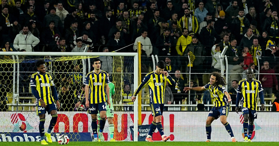 Fenerbahçe, evinde 4. kez puan kaybetti