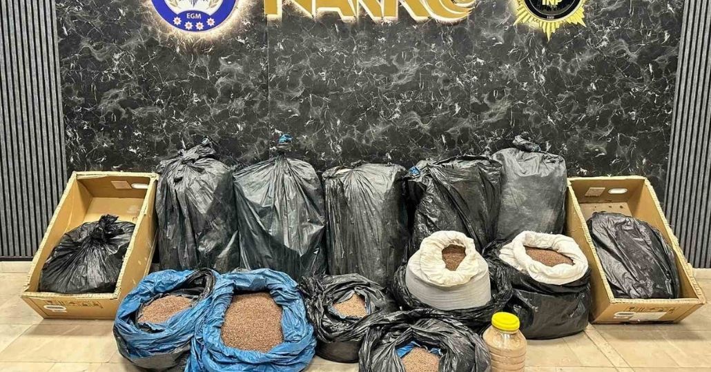 İstanbul’da kahveye emdirilmiş 374 kilo 600 gram uyuşturucu madde ele geçirildi