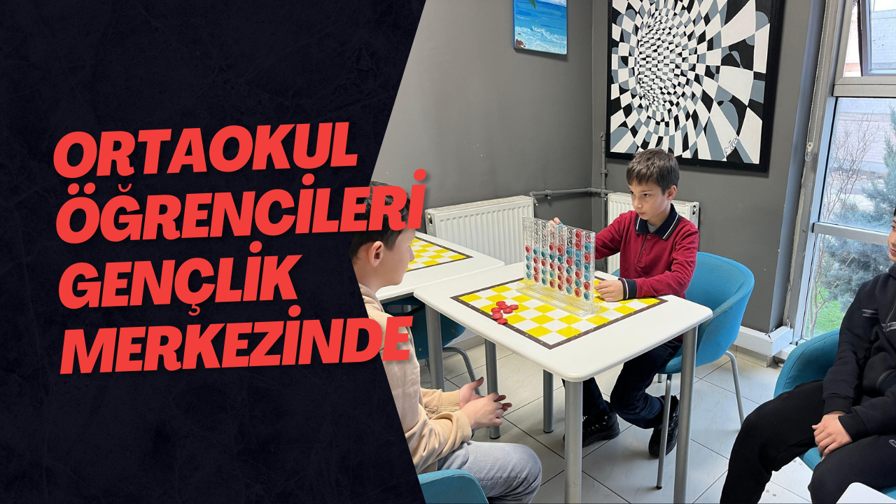 Ortaokul Öğrencileri Gençlik Merkezinde