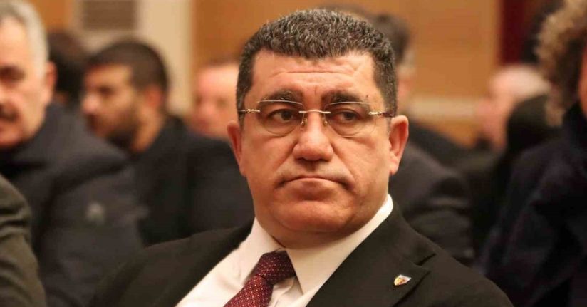 Kayserispor’da Başkan Nurettin Açıkalın güven tazeledi