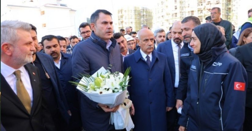 Bakan Kurum: Bu hafta kurayla 71 bin 799 anahtarımızın daha sahiplerini belirleyeceğiz