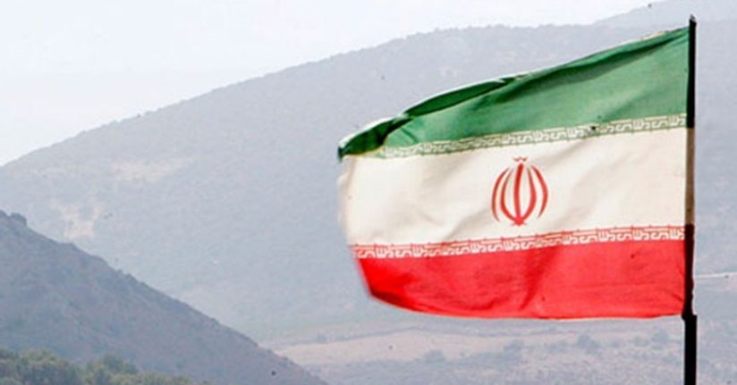 İran'da askeri helikopter üssüne saldırıda 13 asker hayatını kaybettiİran'da askeri helikopter üssüne saldırıda 13 asker hayatını kaybetti