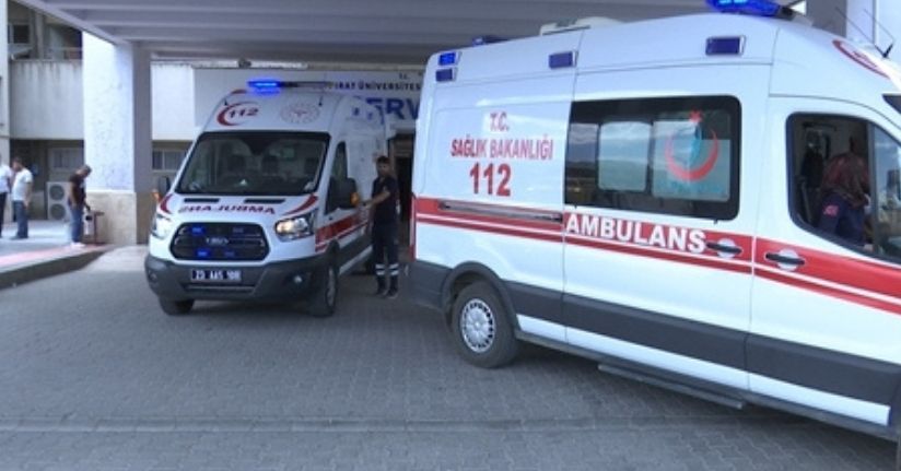 Oğlunu bıçaklayanı av tüfeğiyle vurarak öldürdü