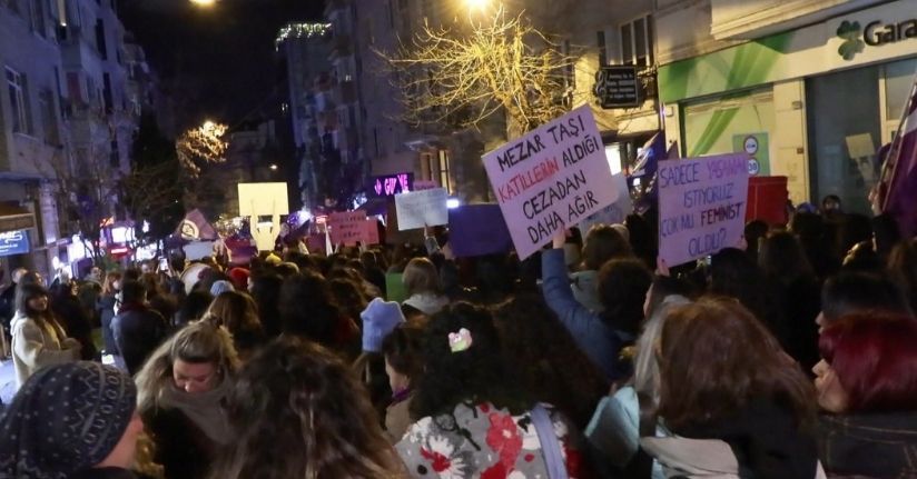  Beyoğlu'nda 24'üncü Feminist Gece Yürüyüşü