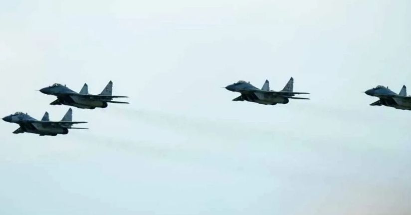 Yüksekova semalarında gece-gündüz devriye nöbeti: Jetler sınır güvenliği için havada