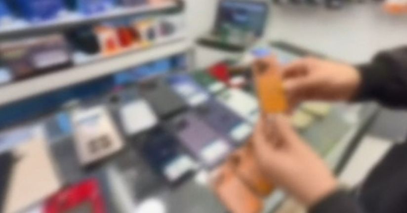 İstanbul’da kaçak cep telefonu operasyonu: 9 şüpheli yakalandı