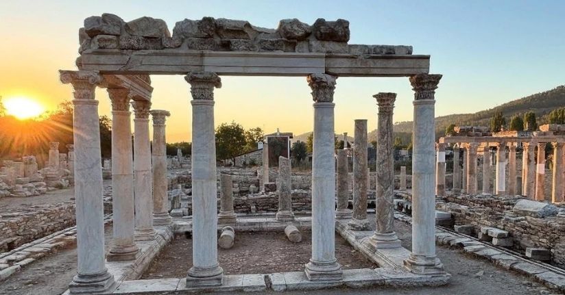 Stratonikeia ve Lagina kazılarında geleceğin restoratörleri yetişiyor