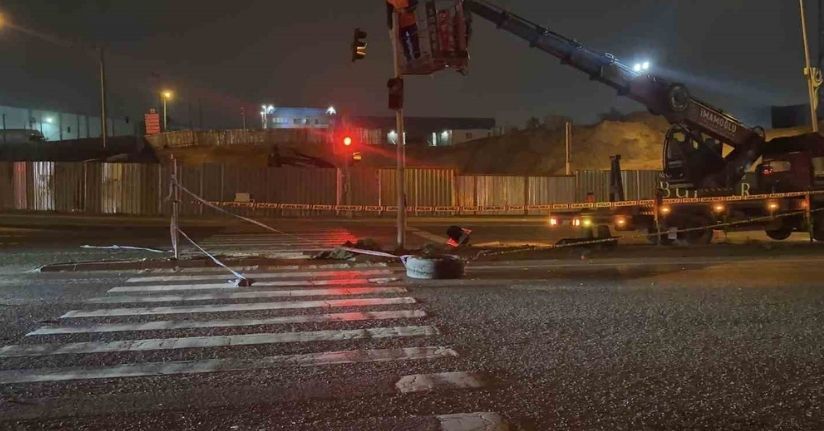 Kocaeli’de işçi servisi ile otomobil çarpıştı: 11 yaralı