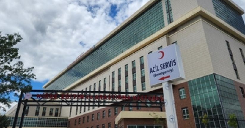 Otomobil şarampole yuvarlandı: 2 ölü, 2 ağır yaralı