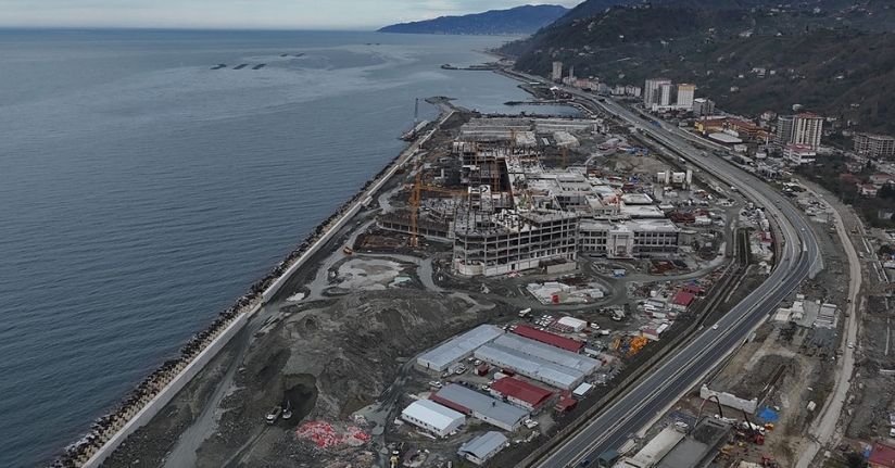 Rize Şehir Hastanesi inşaatı hızla devam ediyor