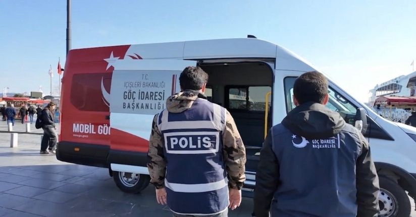375 mobil göç noktasında bayram mesaisi