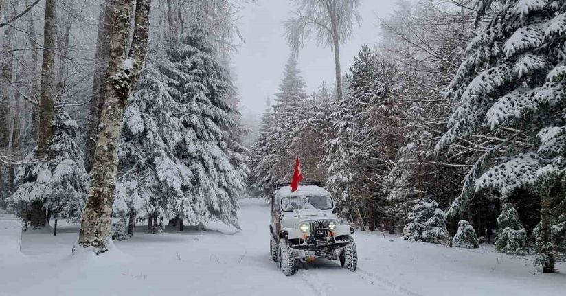 Kazdağları beyaz örtüsüne büründü
