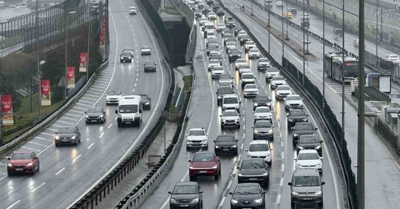 Bayramın ikinci gününde İstanbul’da trafik yoğunluğu