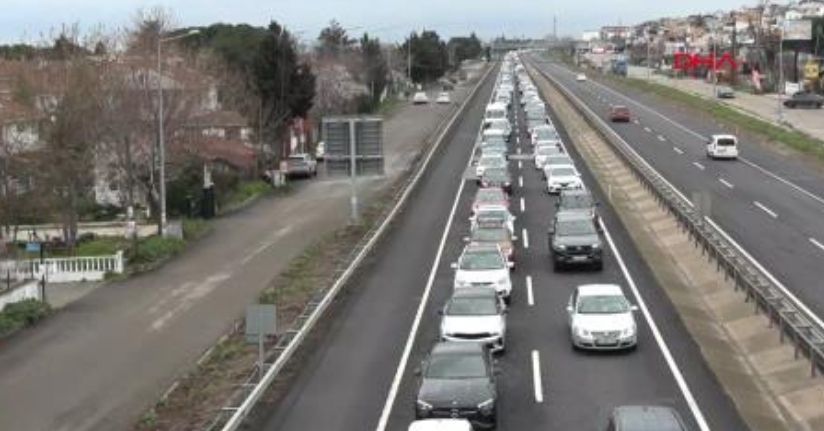 Tekirdağ-İstanbul kara yolunda araç yoğunluğu; ağır vasıtalara kısıtlama