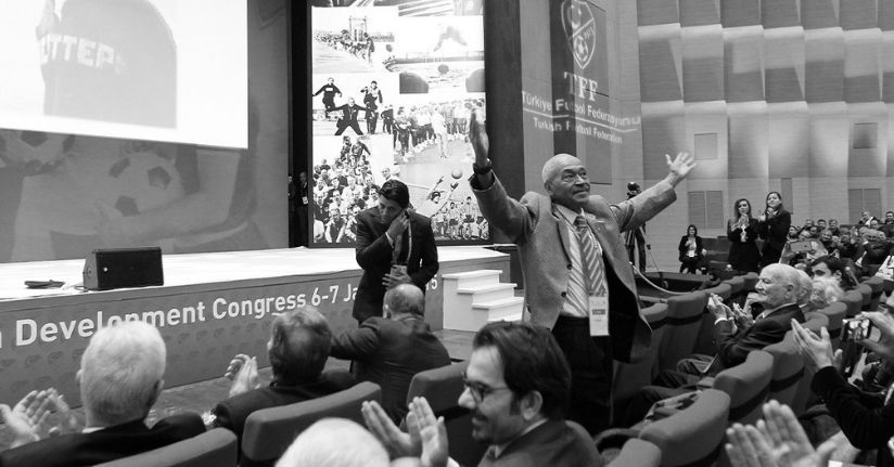 A Milli Takım’ın eski antrenörlerinden Çetin Güler hayatını kaybetti