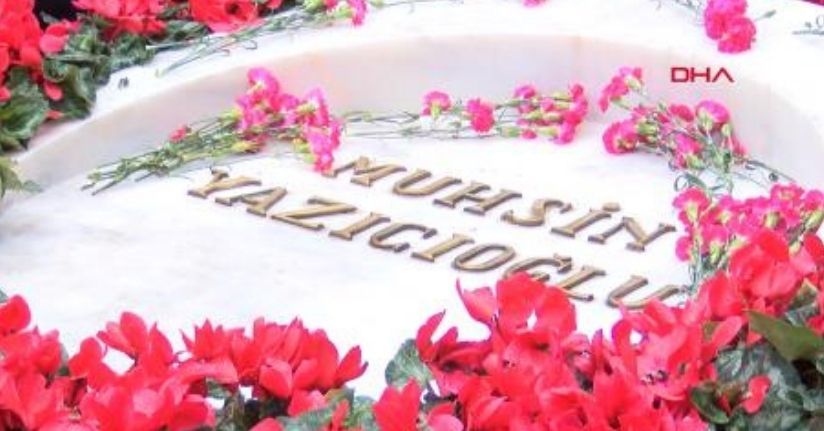 Muhsin Yazıcıoğlu, mezarı başında anıldı