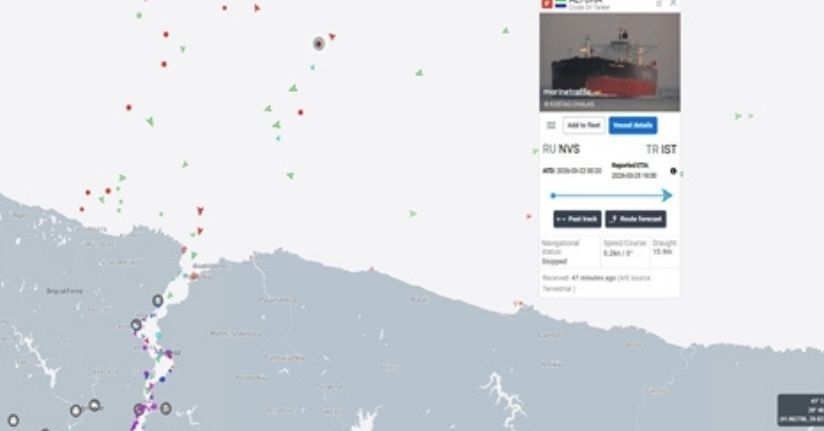 Karadeniz açıklarında vurulan Türk petrol tankeri telsizden yardım istedi