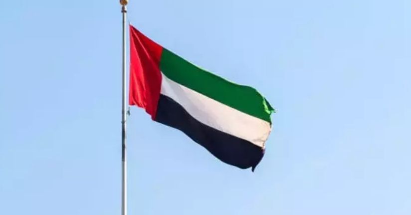 BAE'de engellenen füzenin parçaları caddeye düştü: 2 ölü, 3 yaralı