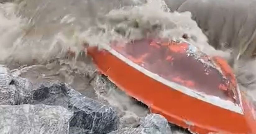 Gemlik ve Kumla’yı lodos vurdu, çok sayıda tekne battı