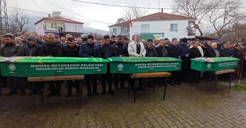 Eşi ve ailesini katletmişti: 4 kişi yan yana toprağa verildi