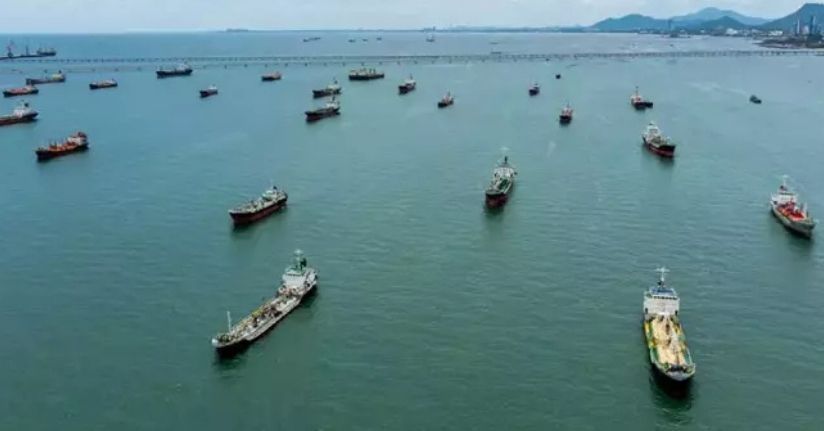 Bakan Uraloğlu: Hürmüz'deki gemilerin mürettebatı ile görüşme halindeyiz