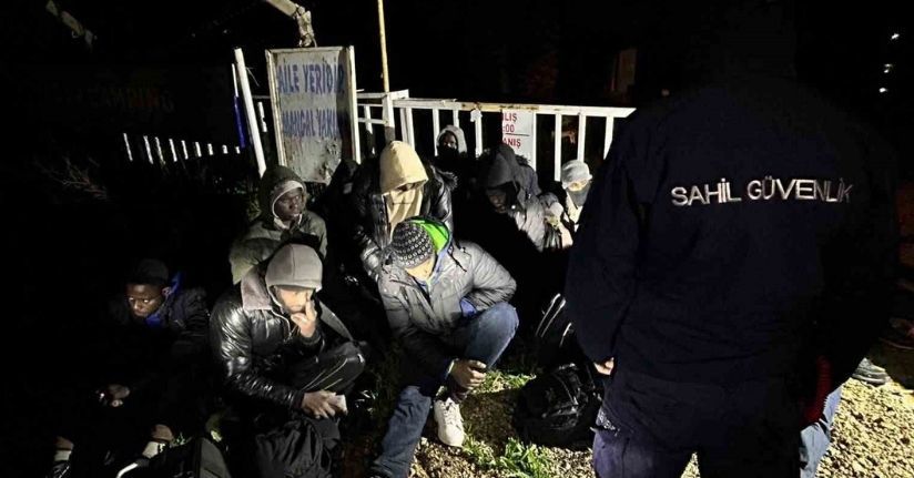 İzmir’de 27 düzensiz göçmen yakalandı