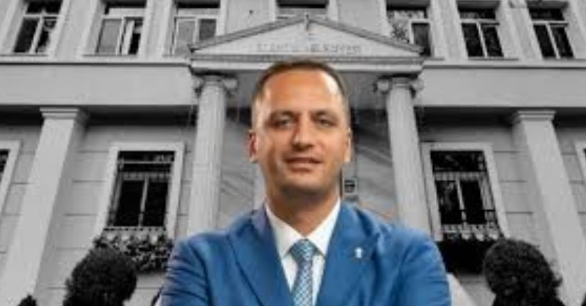 Bornova Belediye Başkanı Eşki ve 3 şüpheli serbest bırakıldı