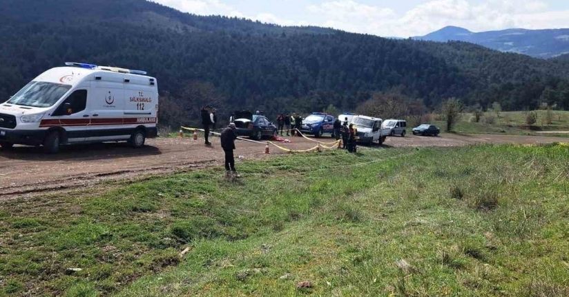 Tamir etmeye çalıştığı aracının altında kalan şahıs hayatını kaybetti