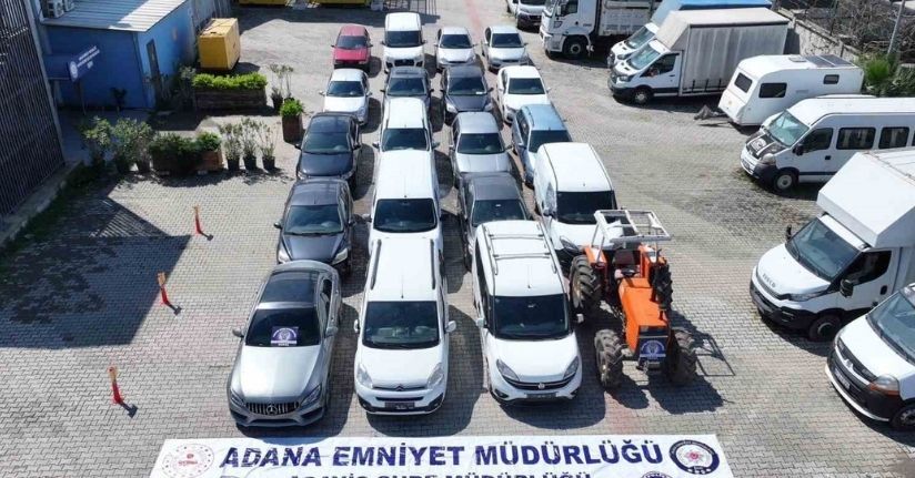 Depremde ağır hasar gören araçları ’change’ yapan çeteye operasyon: 22 tutuklama