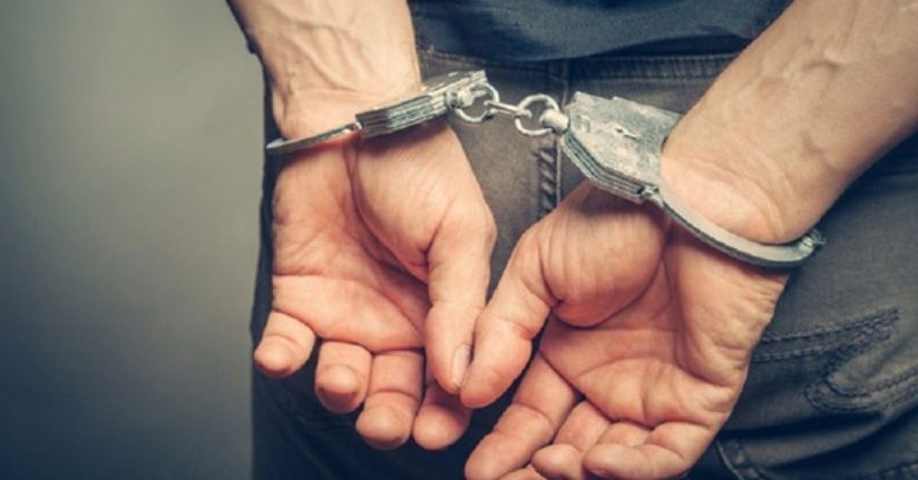 İzmir’de okul saldırısı planlayan şüphelilere ev hapsi