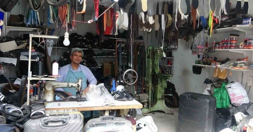 48 yıllık usta çalışma azmiyle gençlere örnek oluyor