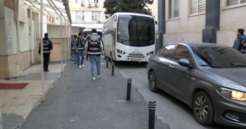 Ataşehir Belediyesi'ne operasyon; Başkan Adıgüzel ile birlikte 19 şüpheli tutuklandı