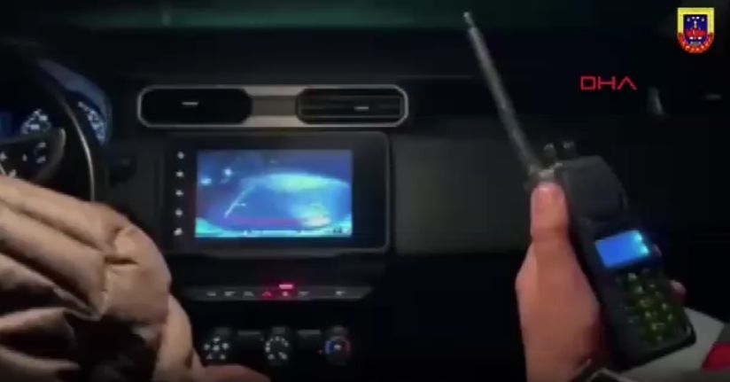 Araçta, 30 kilogram uyuşturucu ele geçirildi