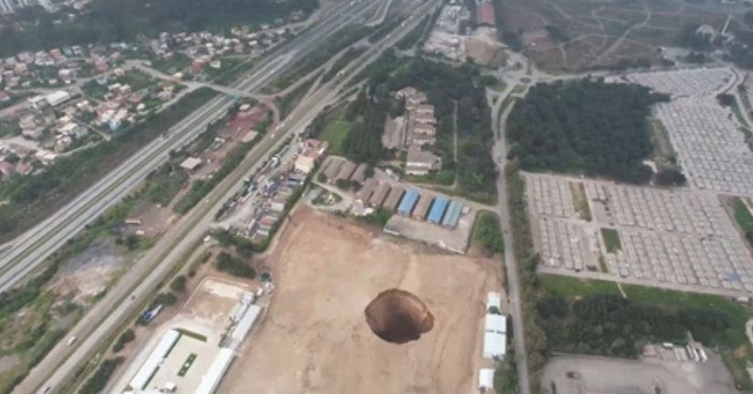 Hatay'da oluşan obruğun çapı büyüdü