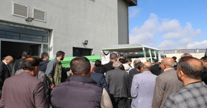 Köpek saldırısında ölen 5 yaşındaki Hamza toprağa verildi