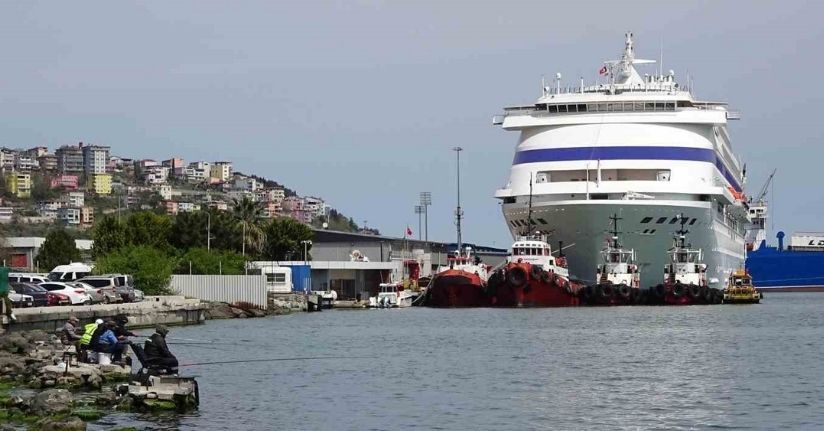 Rus turistler aylar sonra kruvaziyer ile Samsun’da