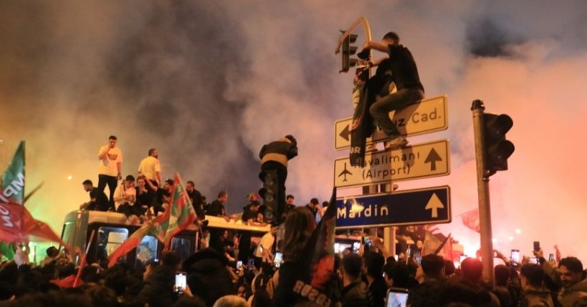 Süper Lig'e yükselen Amed Sportif Faaliyetler, Diyarbakır'da coşkuyla karşılandı
