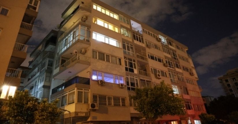 İzmir'de 73 yaşındaki baba, oğlunu bıçaklayarak öldürdü