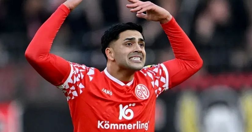Galatasaray'da 10 Numara Hareketliliği