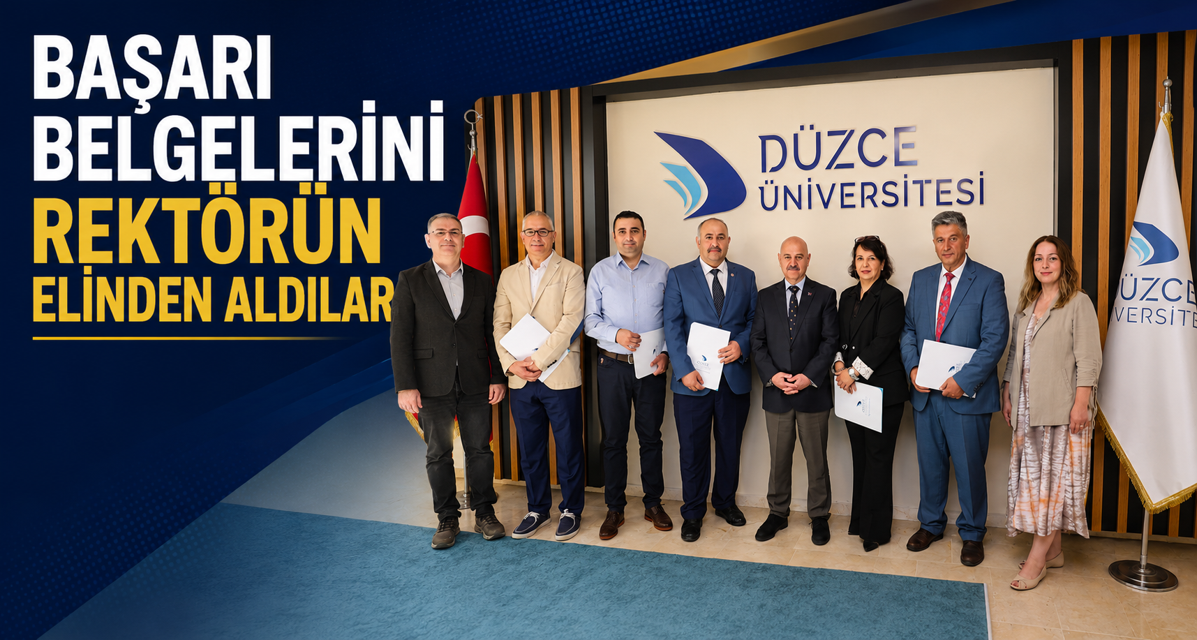 Başarı Belgelerini Rektörün Elinden Aldılar