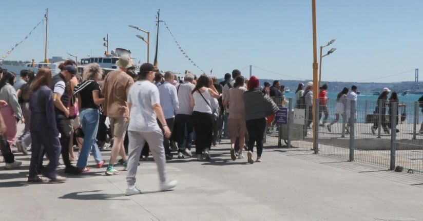 Bayramın son gününde Adalar İskelesi'nde yoğunluk: 'Bugünkü yolcu sayısı 12 bini buldu'