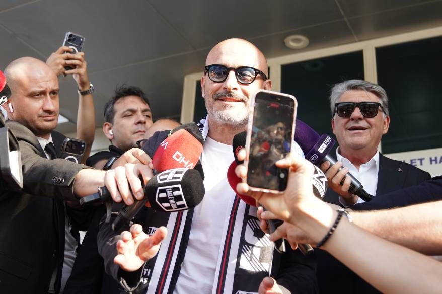 Beşiktaş’ın yeni teknik direktörü Vincenzo Italiano, İstanbul’a geldi