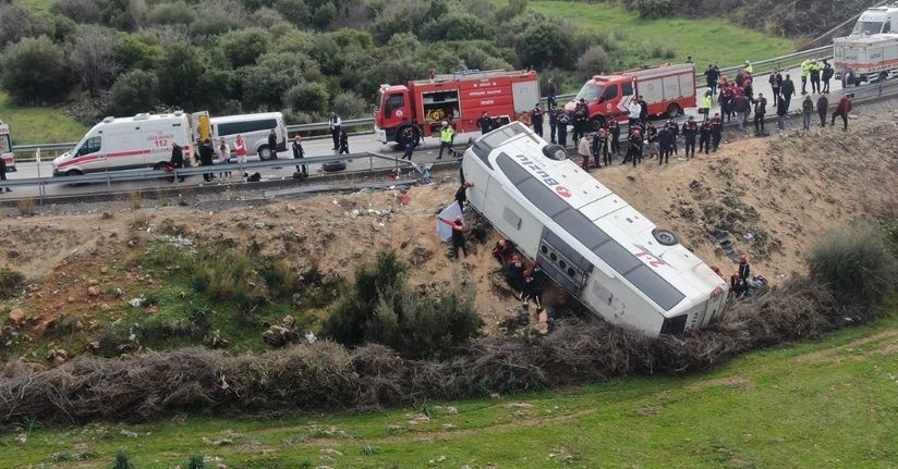 Antalya’da 10 kişinin hayatını kaybettiği otobüs kazasında bilirkişi sürücüyü kusurlu buldu