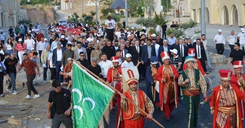 Mardin’de 18’inci Uluslararası Kültür Sanat ve Kiraz Festivali başladı
